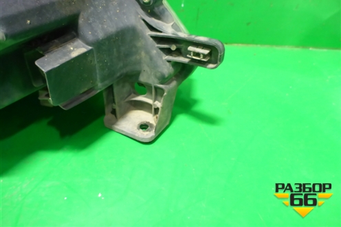 Фара левая (до 2014г ксенон с блоком и лампой) (260601LB1B) для Nissan Patrol (Y62) с 2010г (Патрол)