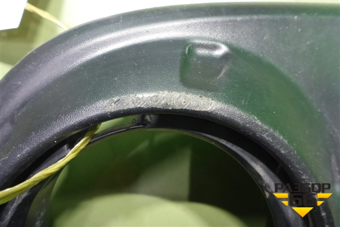 Накладка ПТФ левая (520400K010) для Toyota Hilux с 2015-2025г (Хайлюкс)