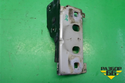 Кронштейн передней панели (правый) для Land Rover Range Rover Sport с 2005-2012г (Спорт)