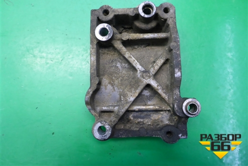 Кронштейн насоса гидравлики (PQU500130) для Land Rover Range Rover Sport с 2005-2012г (Спорт)