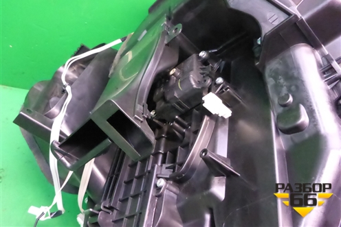 Корпус отопителя (под радиатор, правый руль) (27110JN25B) для Nissan Teana (J32) с 2008-2013г (Теана)