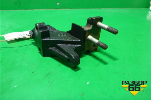 Кронштейн двигателя правый (1.5л G4EC) для Hyundai Aсcent с 2000г (Акцент)