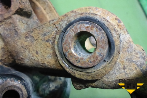 Кулак задний правый для Nissan Terrano с 2014г (Терано)