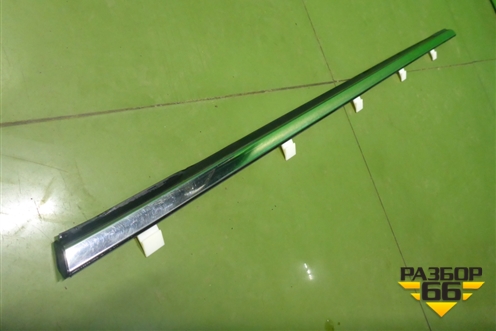 Накладка стекла заднего правого для Chevrolet Captiva с 2006-2011г (Каптива 1 до рестаилинг)