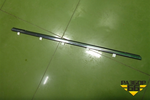 Накладка стекла заднего правого для Chevrolet Captiva с 2006-2011г (Каптива 1 до рестаилинг)