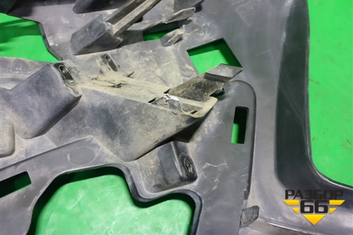 Кронштейн переднего бампера правый (31323426) для Volvo S60 с 2010-2018г (C60)