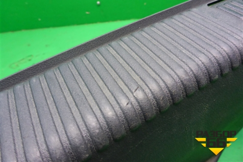 Обшивка багажника на заднюю панель (седан) (4G5863471C) для Audi A6 (C7) с 2011-2018г (А6)