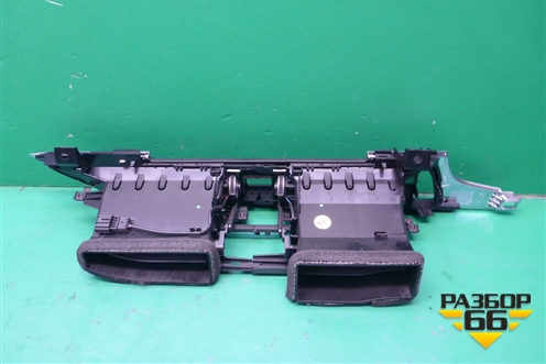 Дефлектор воздушный центральный для Audi A6 (C7) с 2011-2018г (А6)