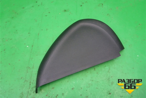 Накладка на торпедо (боковая правая) (4G0857086) для Audi A6 (C7) с 2011-2018г (А6)