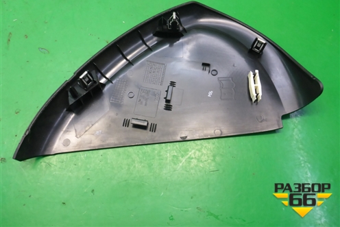 Накладка на торпедо (боковая левая) (4G0857085) для Audi A6 (C7) с 2011-2018г (А6)