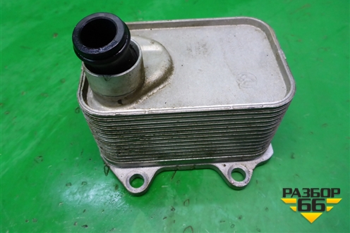 Радиатор масляный (1.8л CYG) (06L117021G) для Audi A6 (C7) с 2011-2018г (А6)