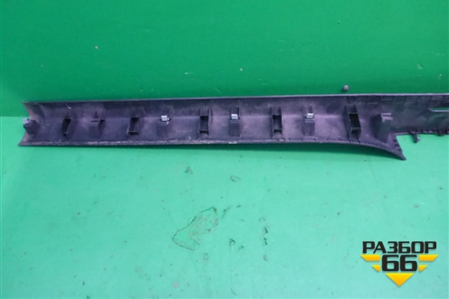 Накладка порога внутренняя правая (5C6853372) для Volkswagen Jetta с 2010-2019г (Джетта)