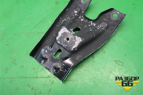 Кронштейн передней панели центральный (5С6805567) для Volkswagen Jetta с 2010-2019г (Джетта)