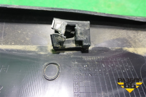 Накладка двери передней правой (51137205780) для BMW X3 F25 с 2010-2017г (Х3 Ф25)