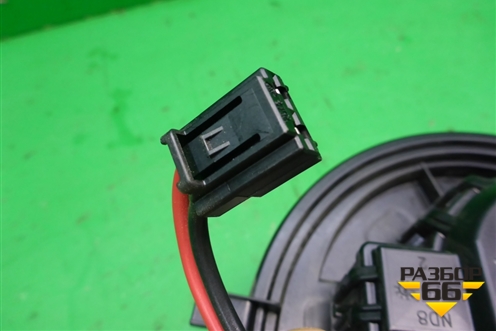 Моторчик отопителя (5WB819015) для Skoda Karoq с 2017г (Карок)