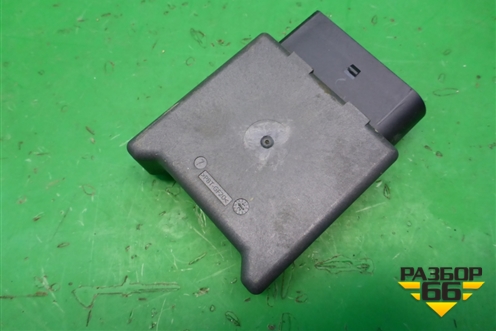 Реле топливного насоса (5Q0906093B) для Skoda Karoq с 2017г (Карок)