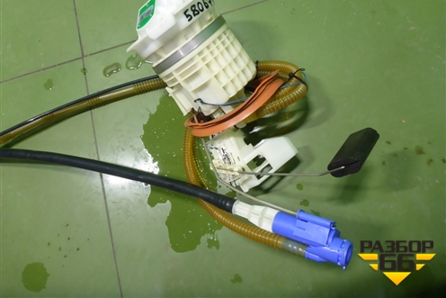 Датчик уровня топлива для Mini Cooper R56 с 2005-2014г (Купер)