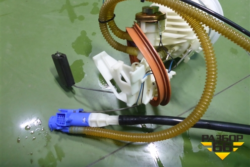 Датчик уровня топлива для Mini Cooper R56 с 2005-2014г (Купер)