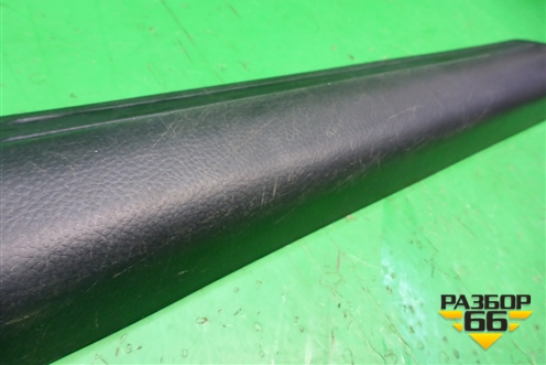 Накладка порога внутренняя переднего правого (MR417192) для Mitsubishi Lancer-9  с 2003-2008г (Лансер)