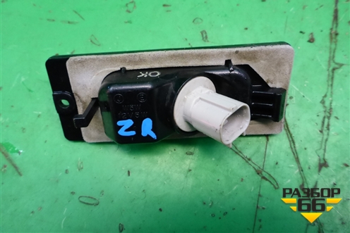 Фонарь подсветки номера для Mitsubishi Lancer-9  с 2003-2008г (Лансер)