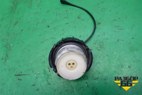 Крышка топливного бака для Mitsubishi Lancer-9  с 2003-2008г (Лансер)