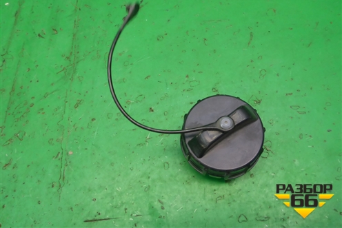 Крышка топливного бака для Mitsubishi Lancer-9  с 2003-2008г (Лансер)