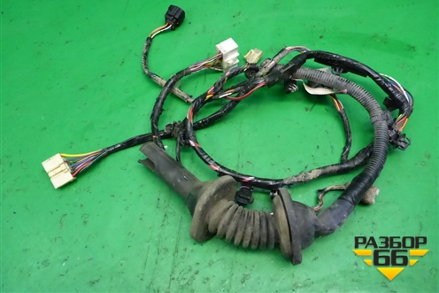 Проводка двери передней левой (MN151095) для Mitsubishi Lancer-9  с 2003-2008г (Лансер)