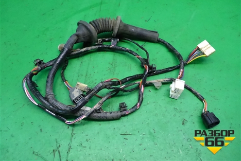 Проводка двери передней левой (MN151095) для Mitsubishi Lancer-9  с 2003-2008г (Лансер)