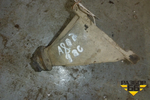 Кронштейн двигателя левый (4D0199307А) для Audi A8 с 1998-2003г (А8)