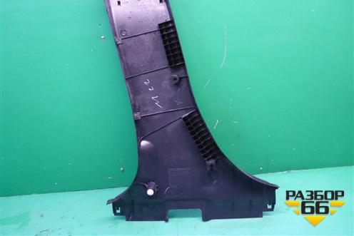 Обшивка стойки центральная нижняя правая (7211A056) для Mitsubishi Lancer-X с 2007г (Лансер)