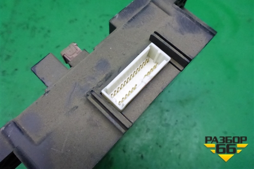 Блок предохранителей салонный (8637A465) для Mitsubishi Lancer-X с 2007г (Лансер)