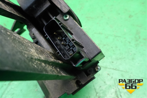 Замок двери задней правой для Ford Fusion с 2002г (Фьюжн)