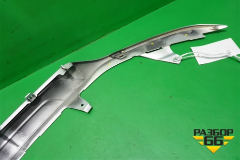 Накладка переднего бампера (после 2019г) (5241148060) для Lexus RX 350 c 2015г (РХ)