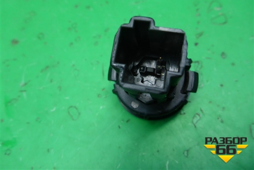 Кнопка открывания багажника (6S6T19B514AB) для Ford Fusion с 2002г (Фьюжн)