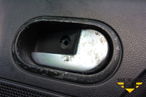 Обшивка двери передней правой под электрику (2N11N23942A) для Ford Fusion с 2002г (Фьюжн)