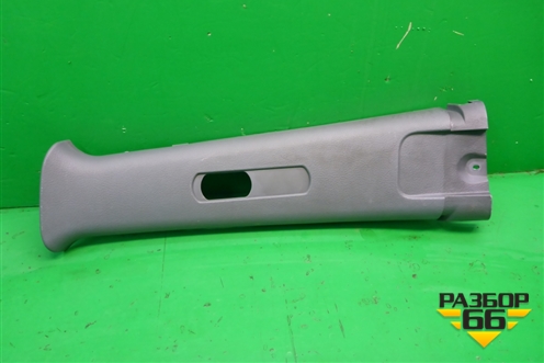 Обшивка стойки центральная верхняя левая (858223E000) для Kia Sorento I с 2002-2011г (Соренто 1)