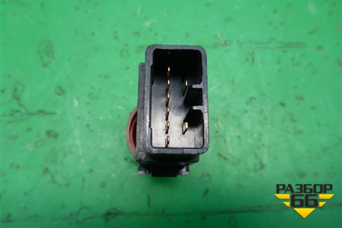 Кнопка аварийной сигнализации (до 2006г) (937303E000) для Kia Sorento I с 2002-2011г (Соренто 1)