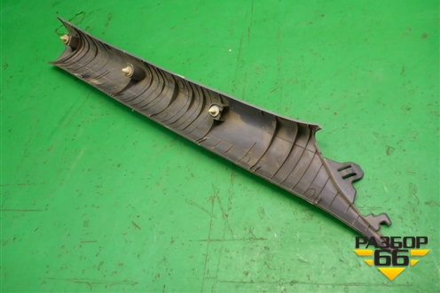 Обшивка стойки лобового стекла левая (858103E000) для Kia Sorento I с 2002-2011г (Соренто 1)