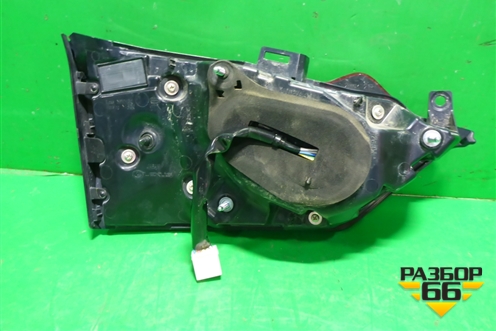 Фонарь задний внутренний правый (после 2019г Led 8 контактов) (8158048310) для Lexus RX 350 c 2015г (РХ)