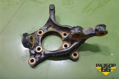 Кулак поворотный передний левый для Toyota Rav-4 с 2018г (Рав 4)