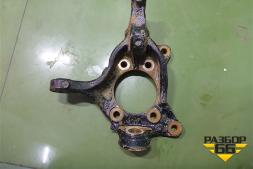 Кулак поворотный передний левый для Toyota Rav-4 с 2018г (Рав 4)