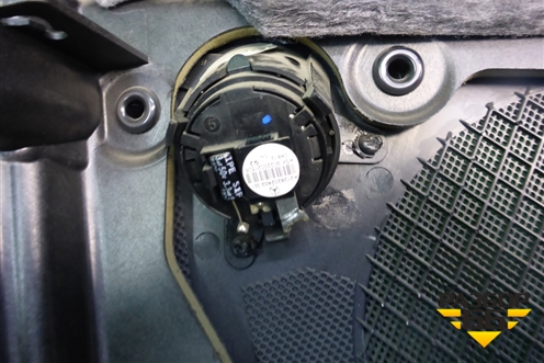 Обшивка двери задней левой под электрику (седан) (2127300970) для Mercedes Benz E-Klass W212 с 2009-2016г (Е)