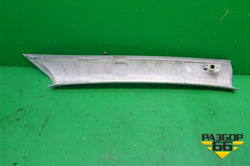 Обшивка стойки лобового стекла левая (A2126905925) для Mercedes Benz E-Klass W212 с 2009-2016г (Е)