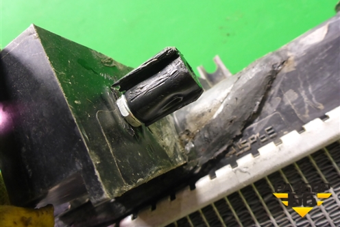 Радиатор охлаждения (68268592AD) для Dodge RAM с 2018г (РАМ)