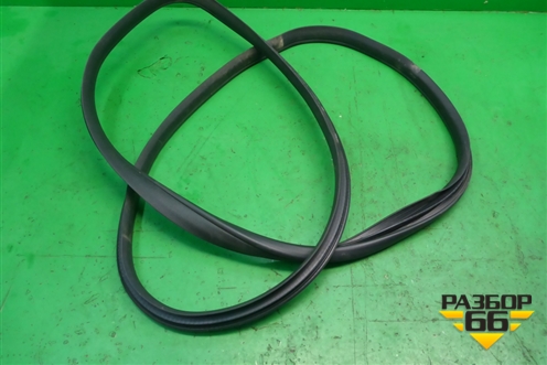 Уплотнитель двери передней правой (A2126970051) для Mercedes Benz E-Klass W212 с 2009-2016г (Е)