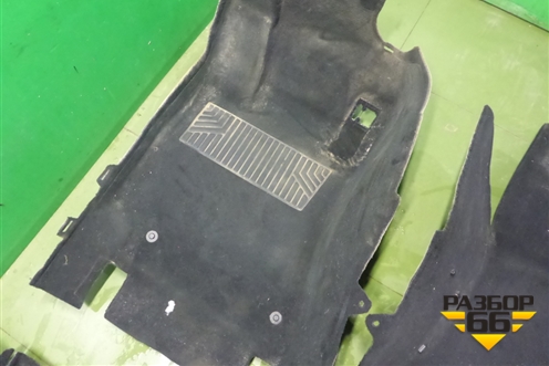 Покрытие напольное (A2126803440) для Mercedes Benz E-Klass W212 с 2009-2016г (Е)