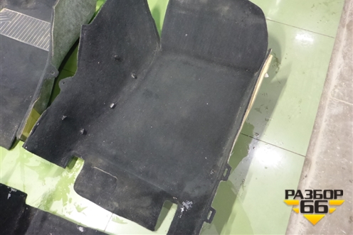 Покрытие напольное (A2126803440) для Mercedes Benz E-Klass W212 с 2009-2016г (Е)