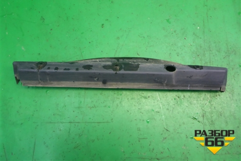 Пыльник переднего крыла правого (A2128890225) для Mercedes Benz E-Klass W212 с 2009-2016г (Е)