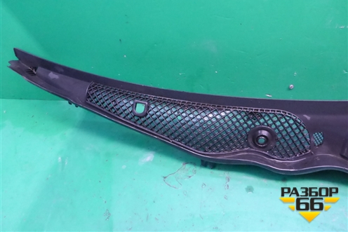 Решетка стеклоочистителей (A2128301213) для Mercedes Benz E-Klass W212 с 2009-2016г (Е)