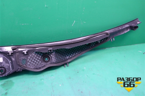 Решетка стеклоочистителей (A2128301213) для Mercedes Benz E-Klass W212 с 2009-2016г (Е)